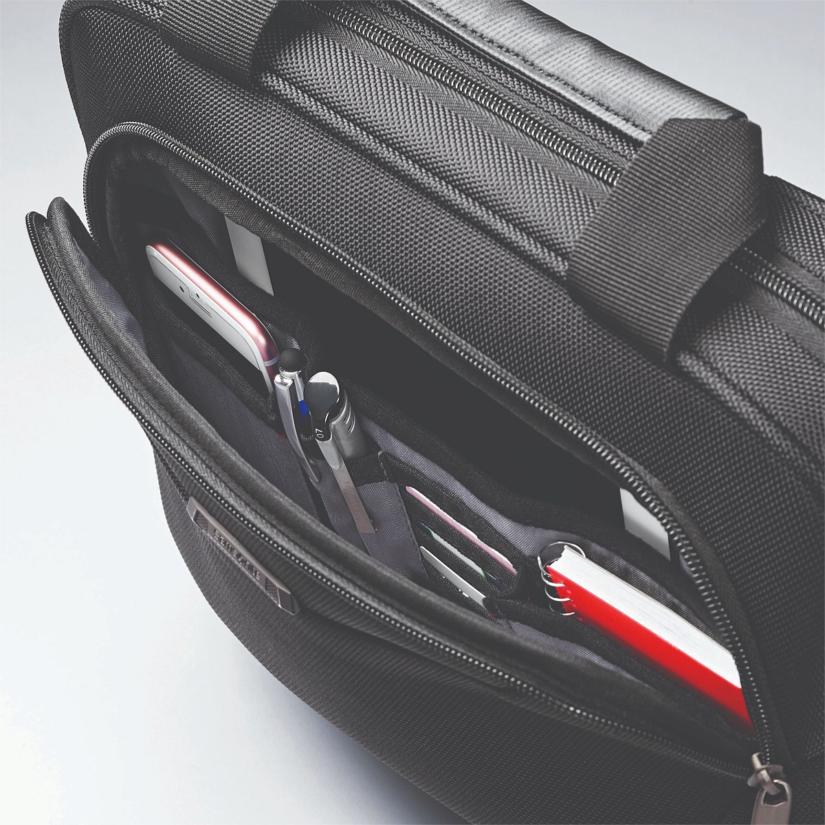 Samsonite xenon 3.0 briefcase deals