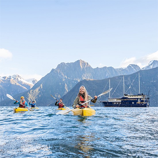 Milford Sound Overnight Cruise twin or double room (Two Adults)