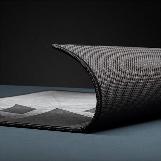 MM300 Pro Medium Gaming Mouse Pad MM300 Pro Medium Gaming Mouse Pad