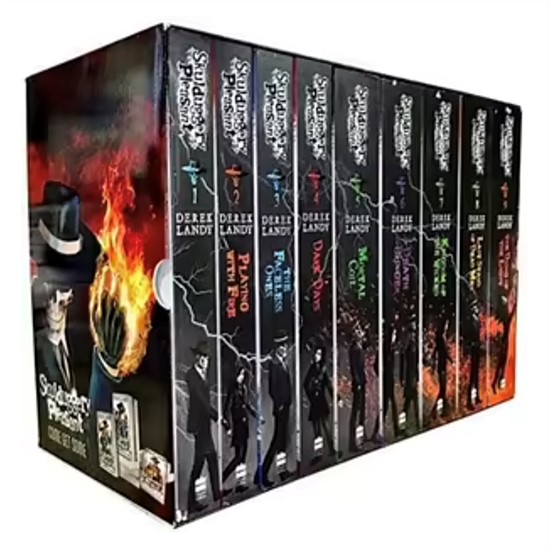 Skulduggery Pleasant Slipcase
