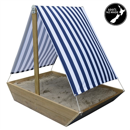 Arc Sailboat Sandpit