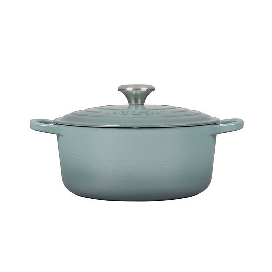 Signature Cast Iron Round Casserole 28cm