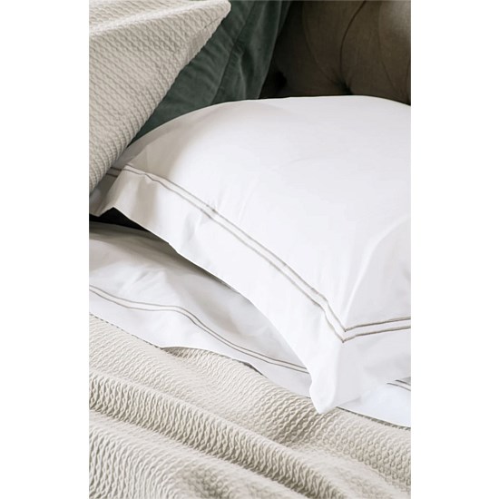 Livorno White/Taupe Oxford Pillowcase