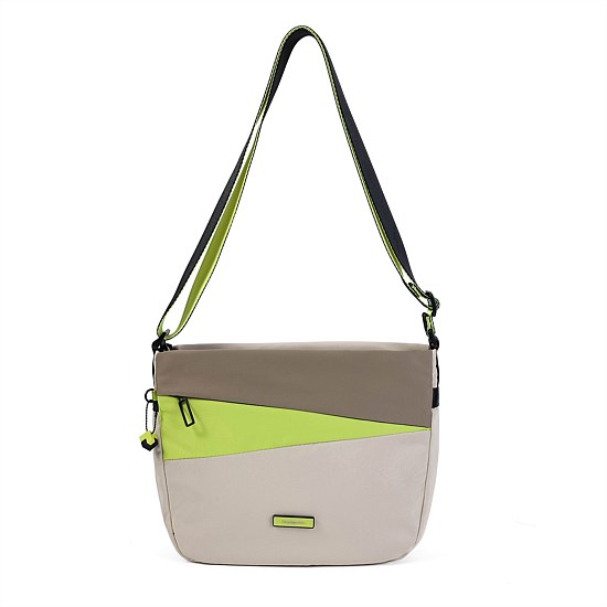 Gravity Medium Crossover Bag
