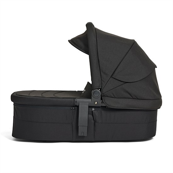 Carry Cot 3