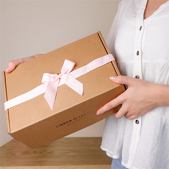 Linden Leaves Mystery Delight Box