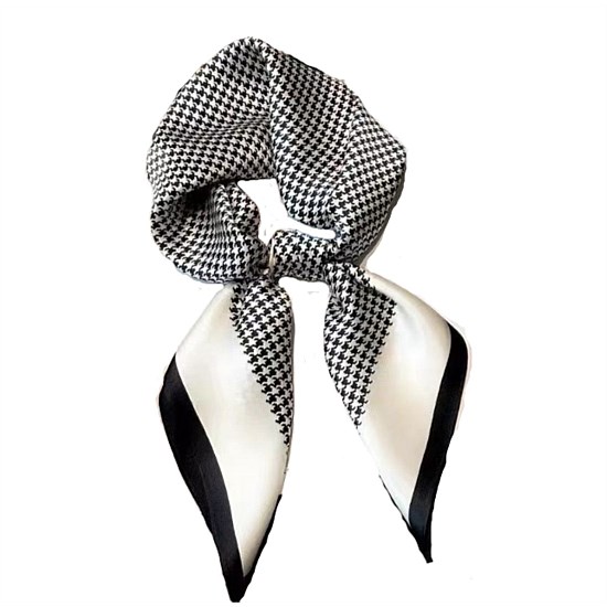 FV Black & White Scarf