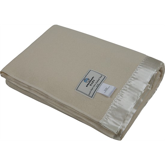 Woollen Infant Cot Blanket Woollen Infant Cot Blanket