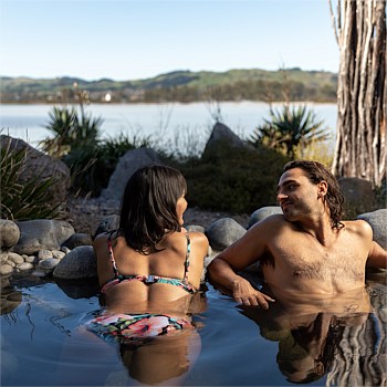 Lake View Private Pool - Couple Experience
