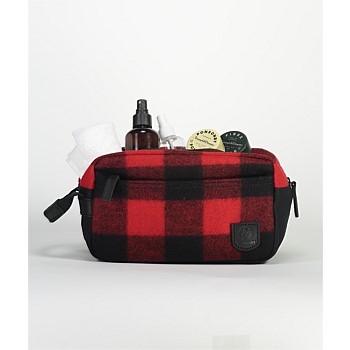 Island Bay Wash Bag