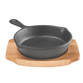 Pyrocast Skillet with Tray