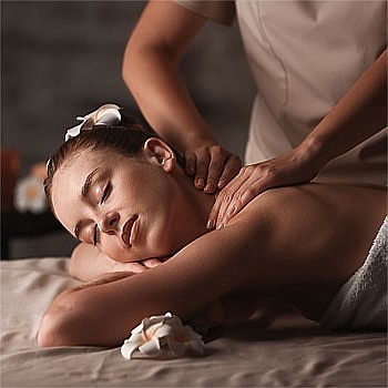 Exclusive 75 min Luxury Total Body Care