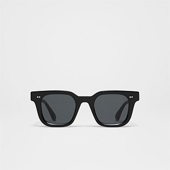 04 Sunglasses