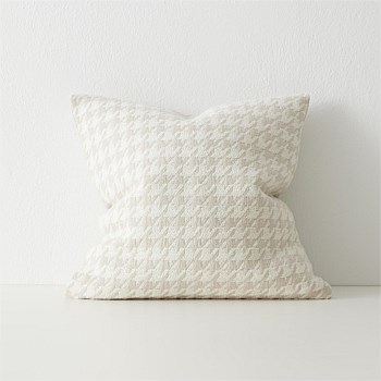 Giovanni Cushion